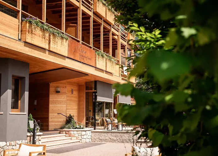 Hotel con tennis: Corona Dolomites Hotel